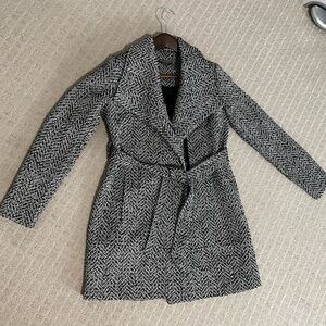 Boucle Maternity coat